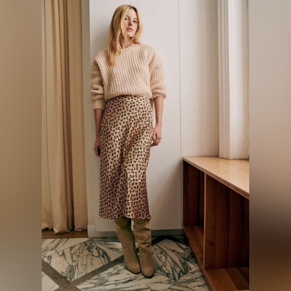 Sezane Dresses & Skirts - Sezane Sandy skirt in leopard print size 36